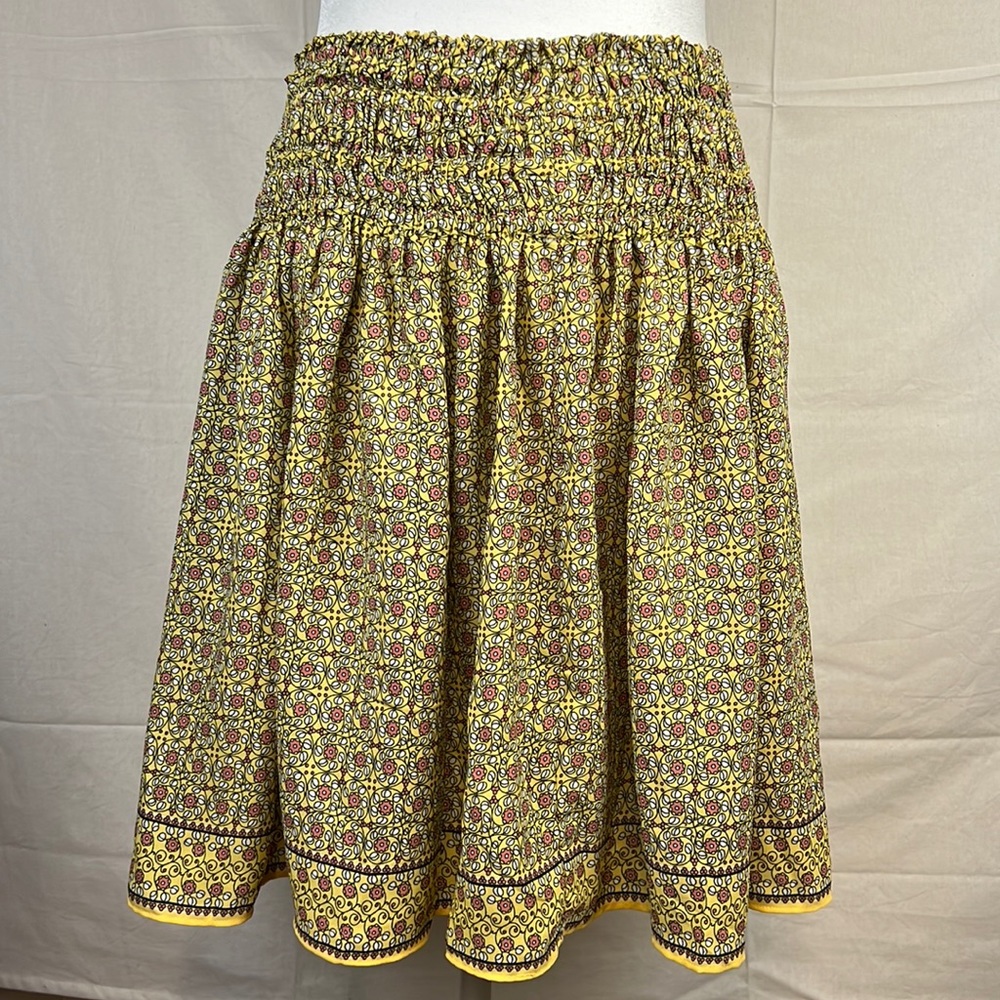 Max Studio Lemon Chiffon Yellow Smocked Skirt Size XS EUC Like New